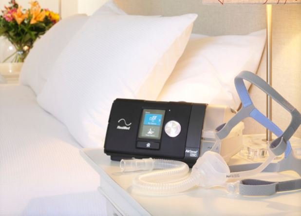 Resmed Airsense 10 Autoset with Humidifier on Rent - Image 4