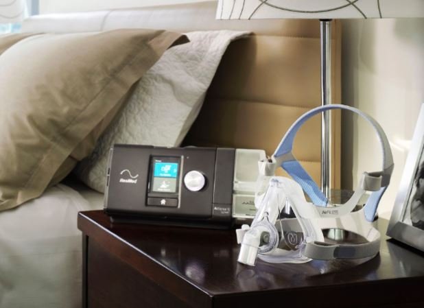 Resmed Airsense 10 Autoset with Humidifier on Rent - Image 5